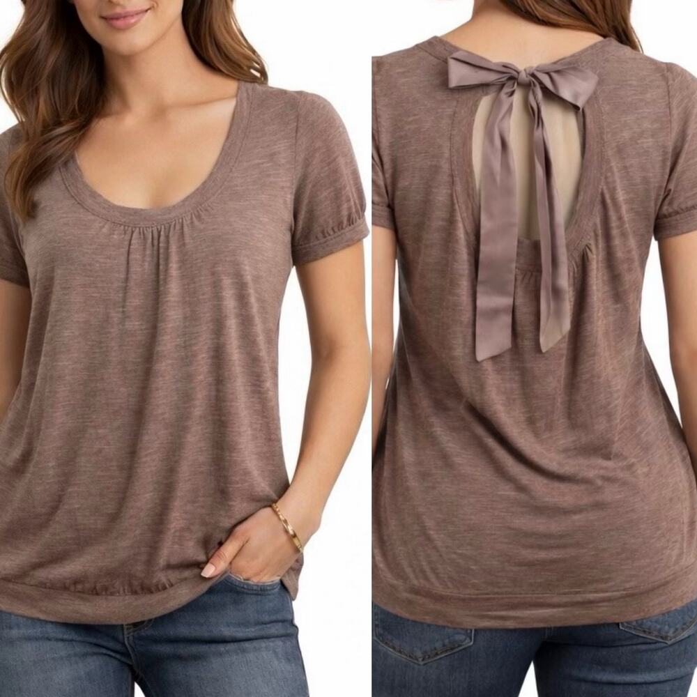 EUC One Clothing Vintage Y2K Brown Short Sleeve Bow Embellished T-Shirt. Size M.